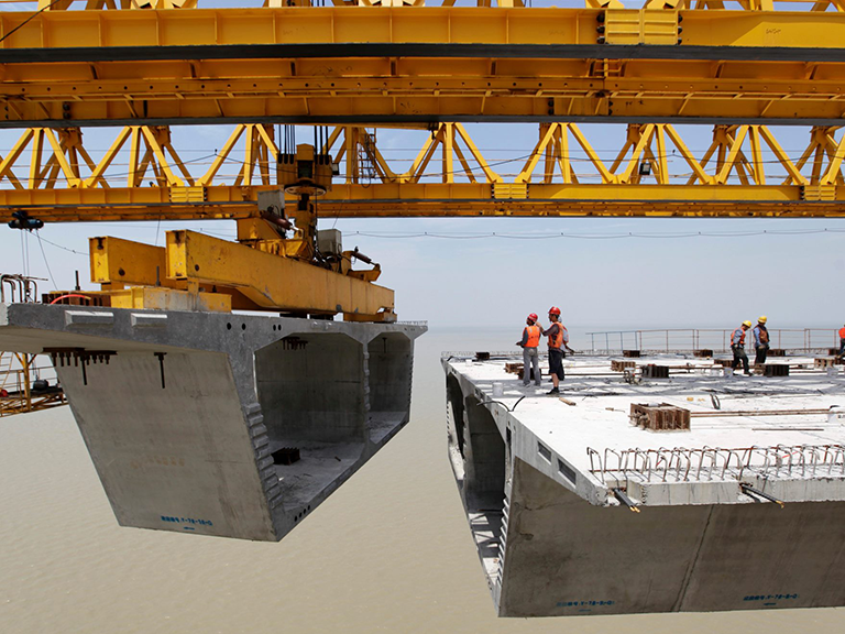 Puentes en proceso de construcción